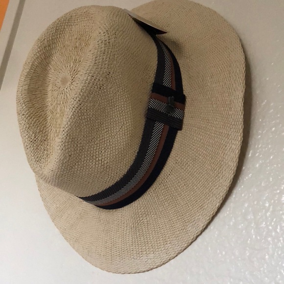 Straw Hat - Picture 2 of 4